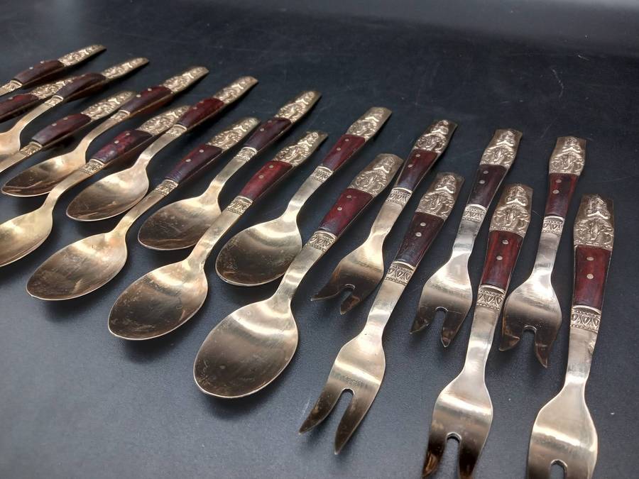 Vintage! - Thai - Bronze - Teak Wooden Handle - 18 Pc Set of Tea Spoons and Cake Forks