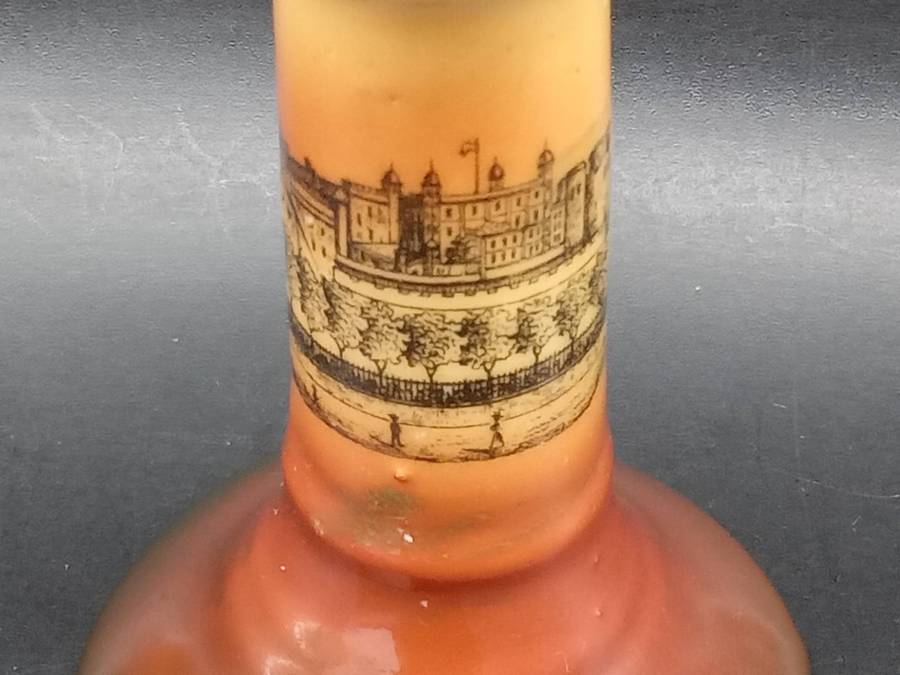 Vintage!  Gemma - Porcelain - Tower of London - Candle Holder.