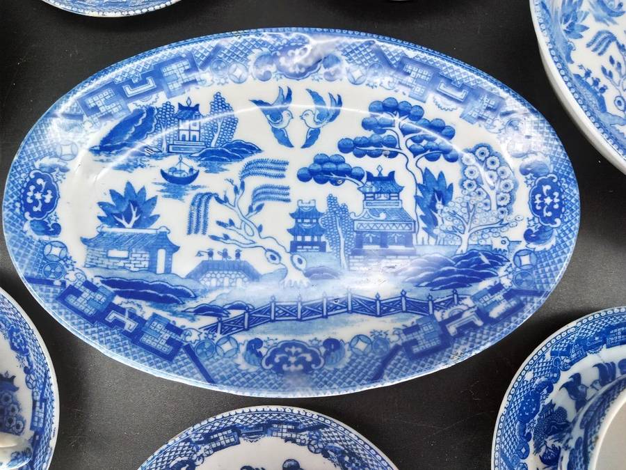 Vintage! Blue Willow Porcelain Children's Play Set (Incomplete Set)