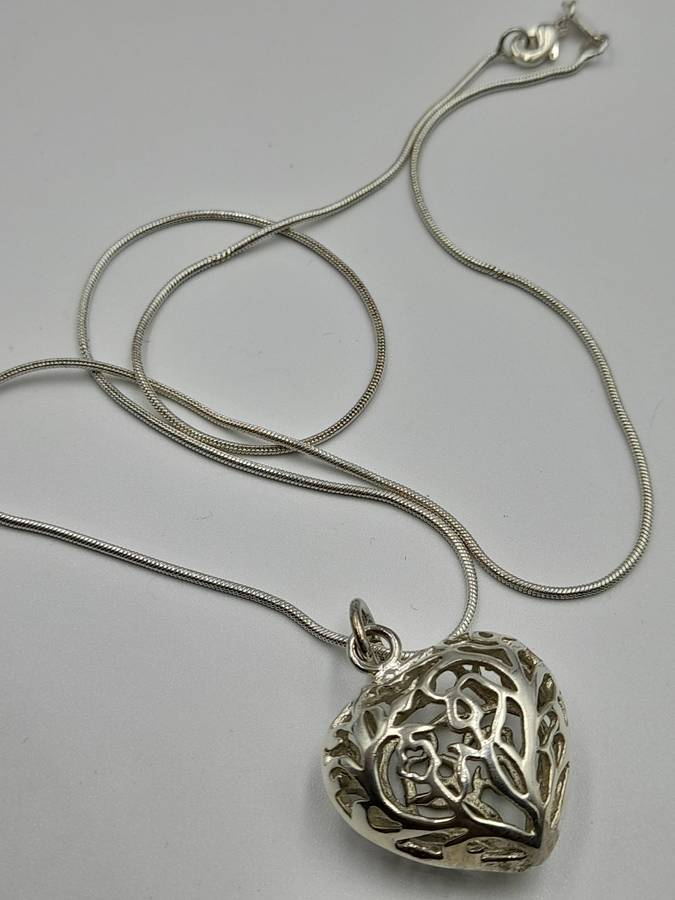 Beautiful Sterling Silver Necklace