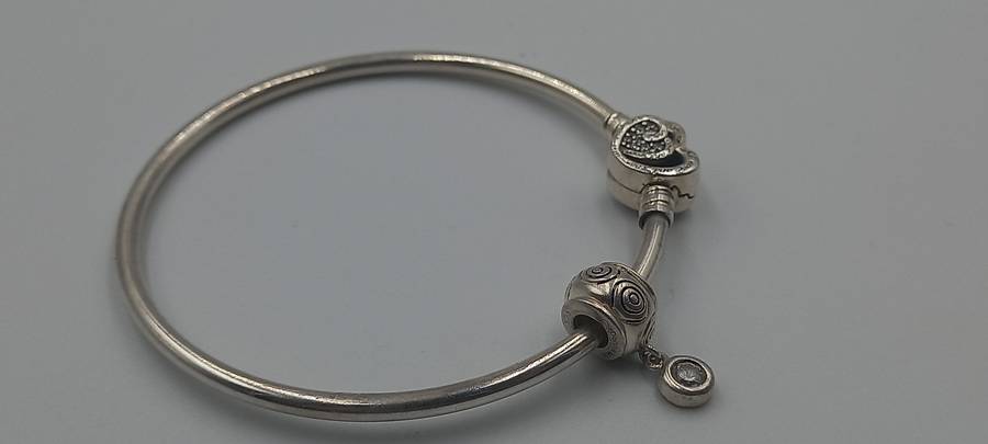 Pandora Bangle
