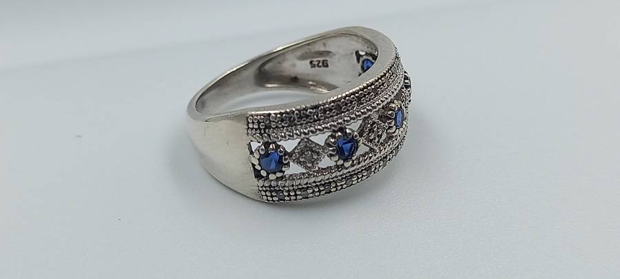 Beautiful Sterling Silver Ring