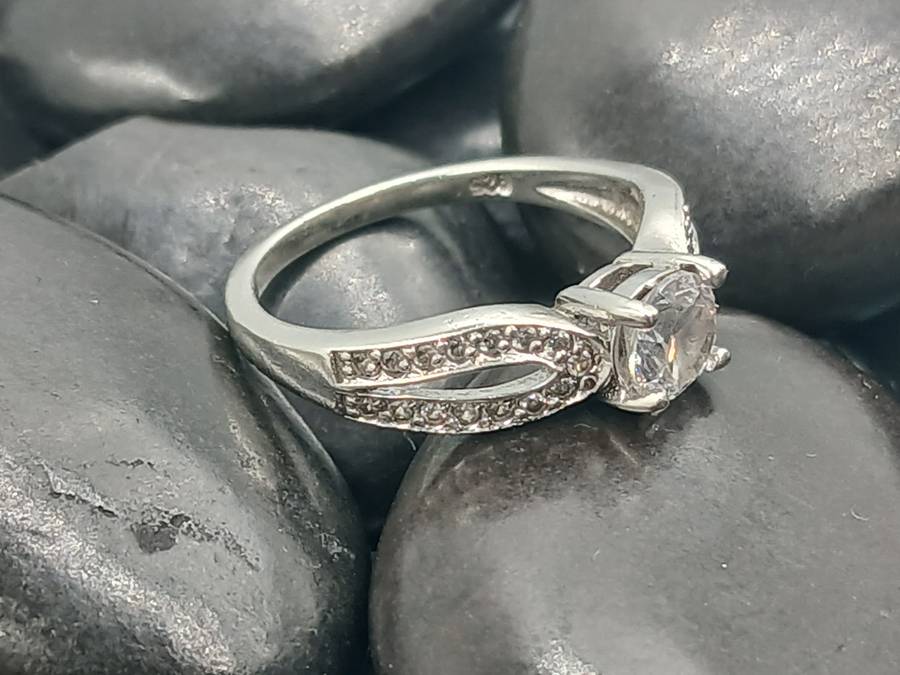 Beautiful Sterling Silver Ring