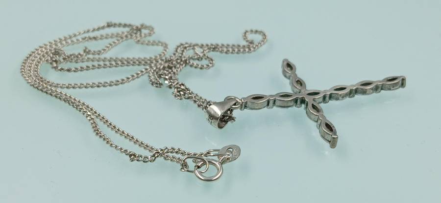 Elegant Sterling Silver Necklace