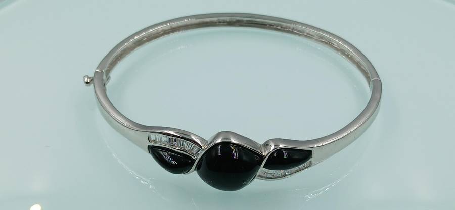 Elegant Sterling Silver Bangle