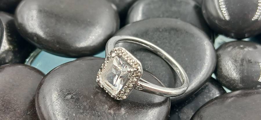 Elegant Sterling Silver Ring