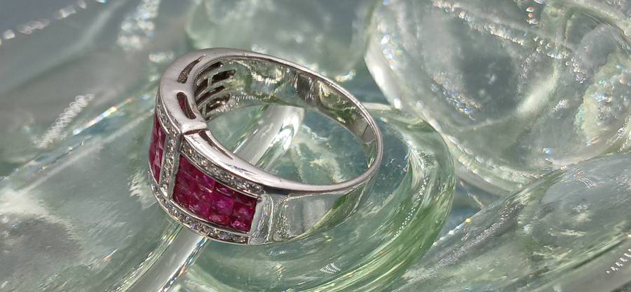 Elegant Sterling Silver Ring