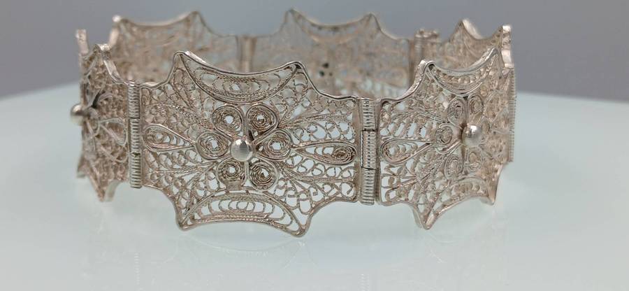 Beautiful Sterling Silver Filigree Panel Bracelet