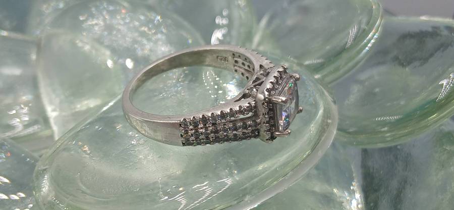 Beautiful Sterling Silver Ring