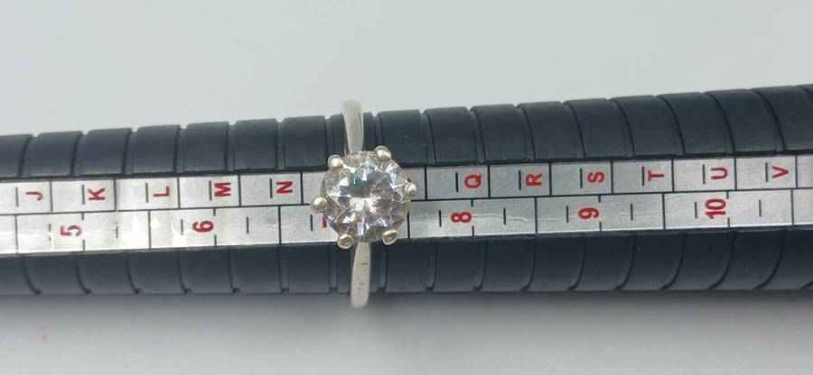 Elegant Sterling Silver Ring