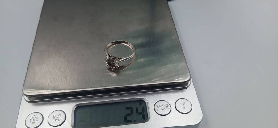 Elegant Sterling Silver Ring