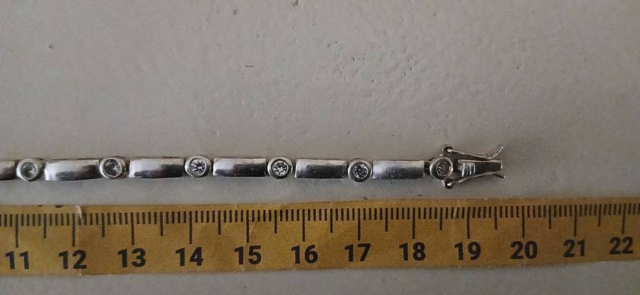 Beautiful Sterling Silver Bar & Stone Bracelet