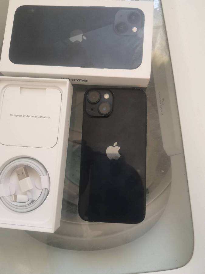 iPhone 14 (128GB, Navy Blue)