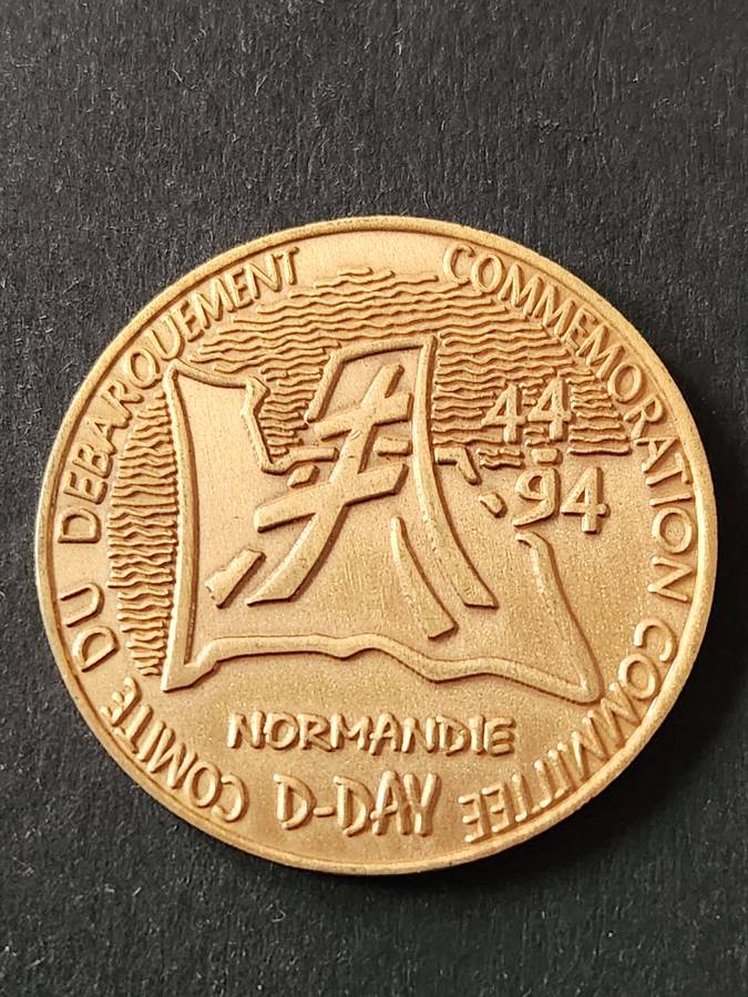 Normandy D Day Commemorate Medallion 1944-1994 (Base metal) - as per photograph