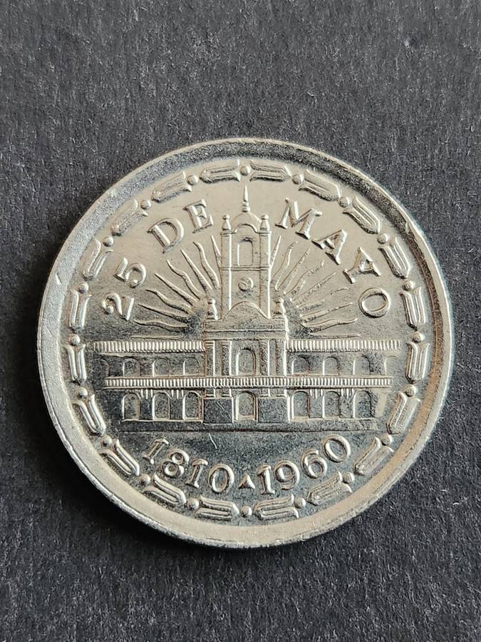 Argentina Un Peso 25 De Mayo 1810-1960 - as per photograph