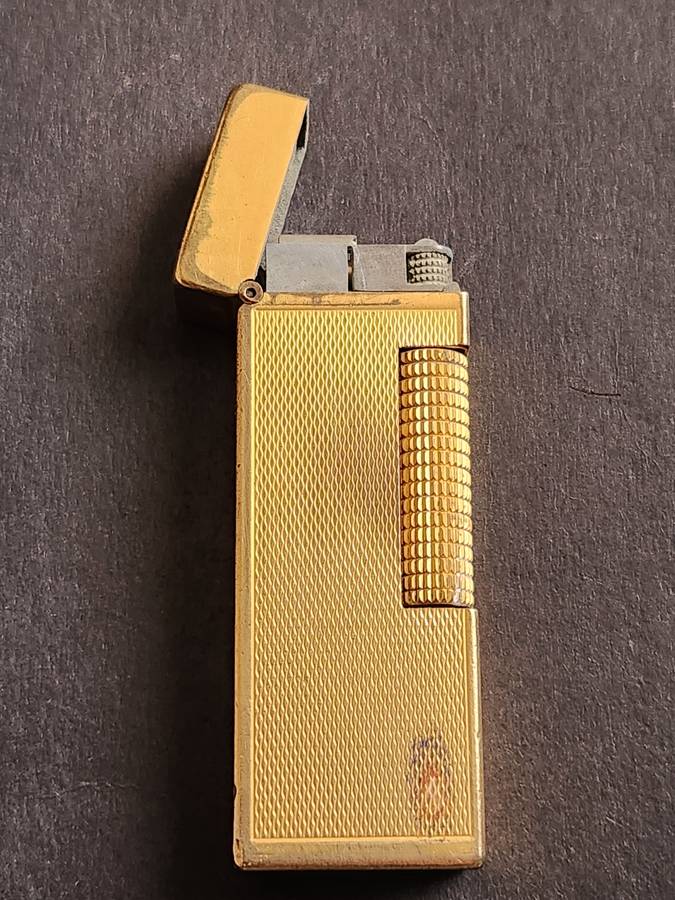 Vintage Dunhill Rollergas Lighter (needs flint and gas) - as per photograph