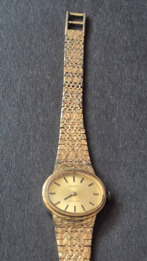 Vintage Ladies Tissot Stylist Mechanical Wrist Watch- sold as is (hand is broken)