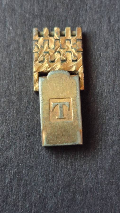 Vintage Ladies Tissot Stylist Mechanical Wrist Watch- sold as is (hand is broken)