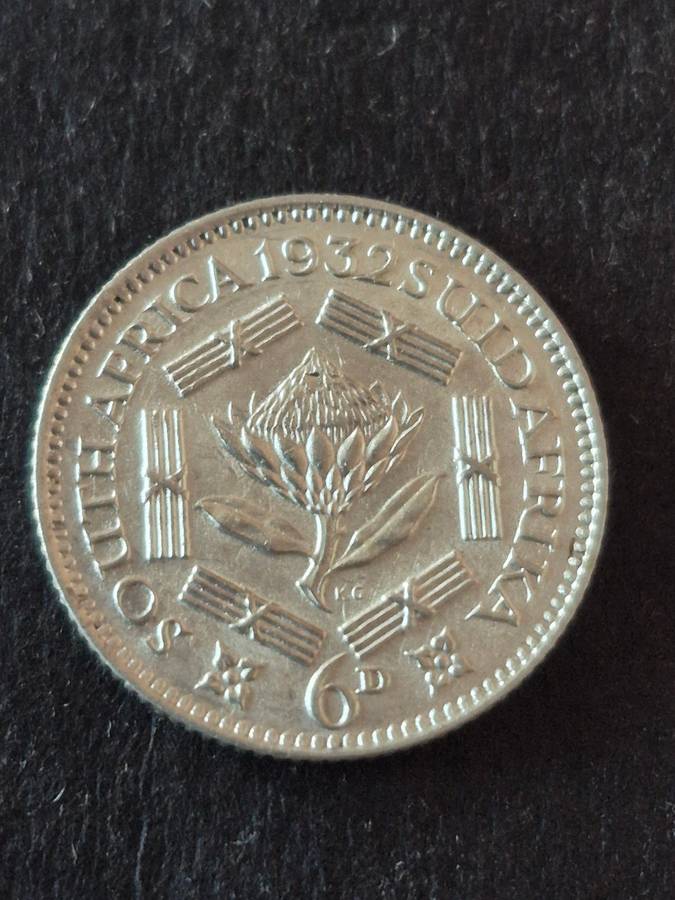Union Sixpence 1932 (very nice condition)