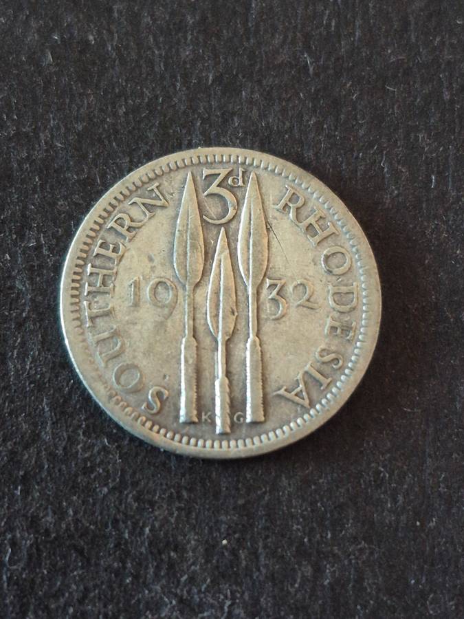 Southern Rhodesia Threepence 1932  .925 Silver