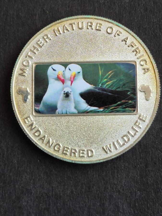 Malawi 10 Kwacha (Mother of Africa endangered Wild Life) Silver Plated Copper Nickel 29.15g
