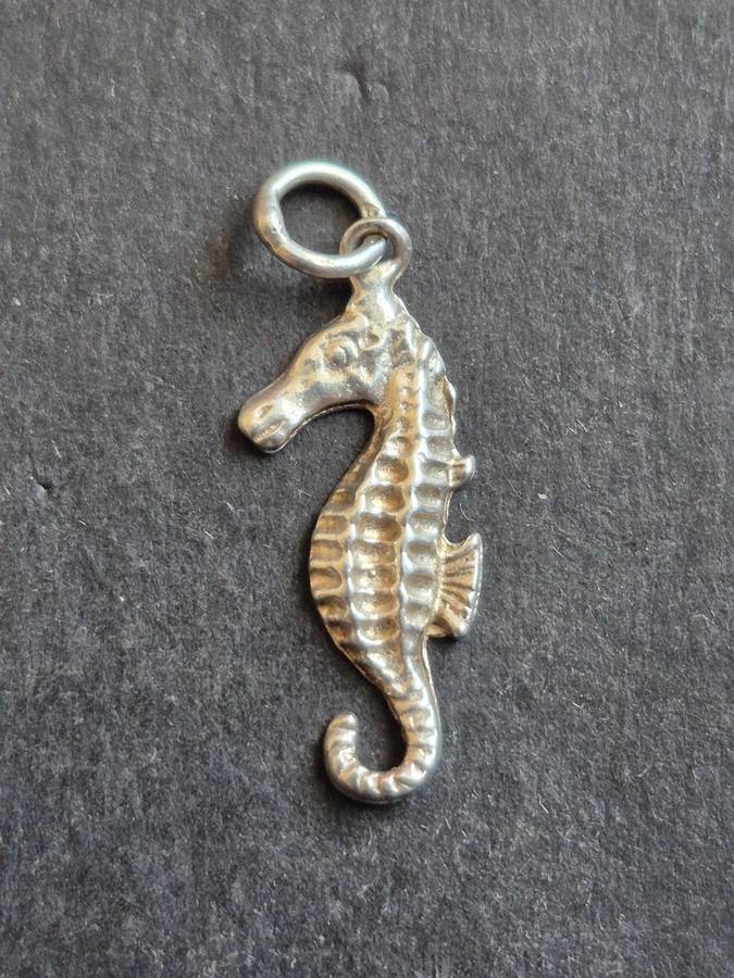 Vintage Sterling Silver Sea Horse Charm 1.2g