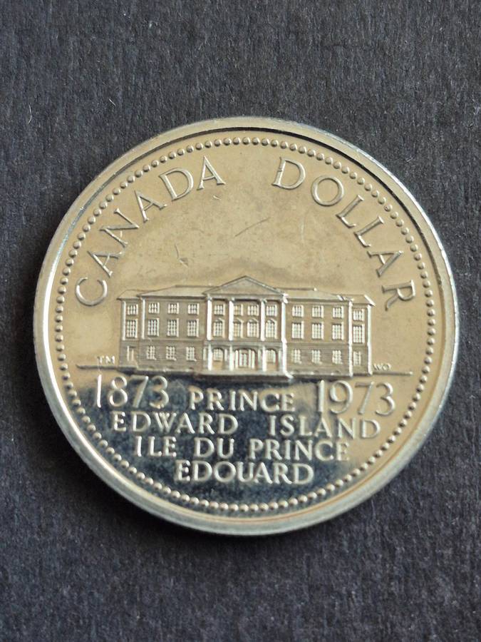 Canada Nickel Dollar 1973 (nice condition)