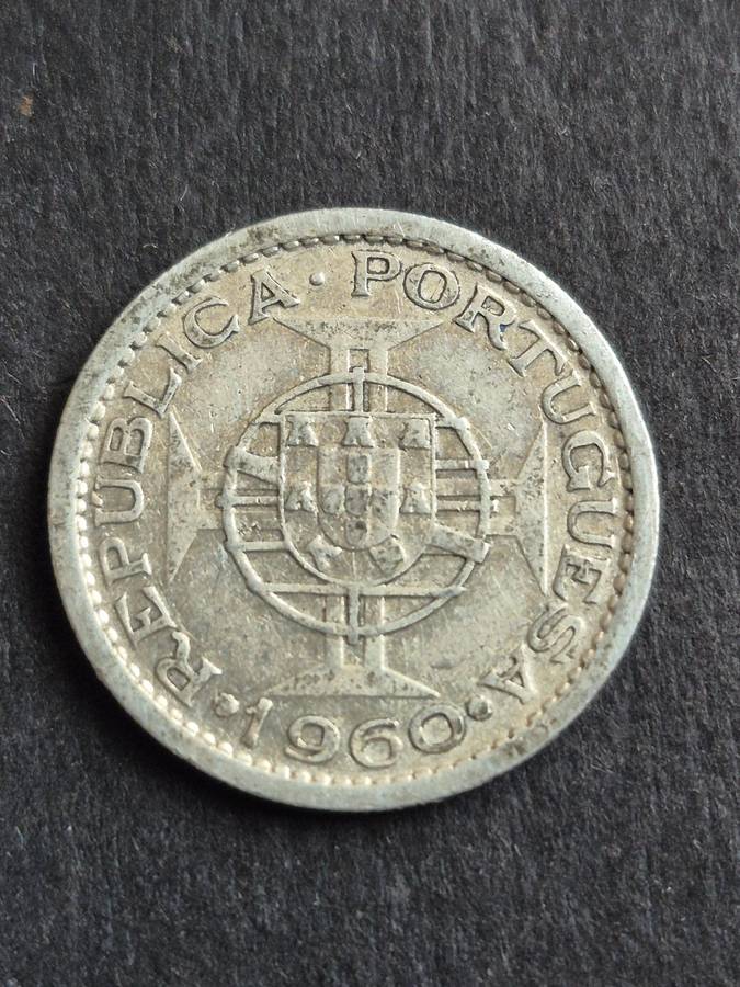 Republica Portuguesa Mozambique 5 Escudos 1960 Silver