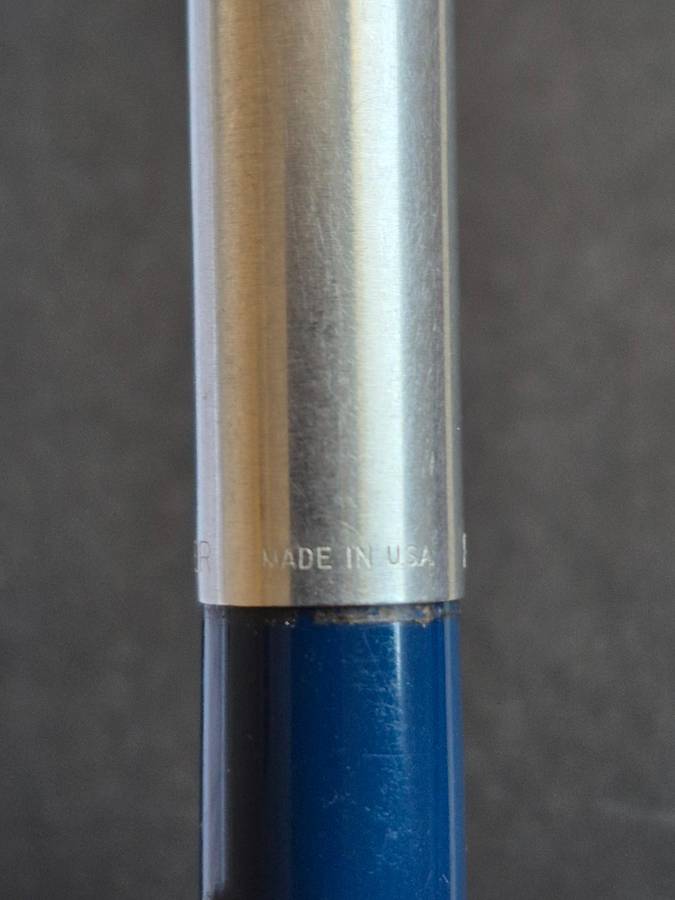 Vintage Parker 21 Fountain Pen (nice condition)