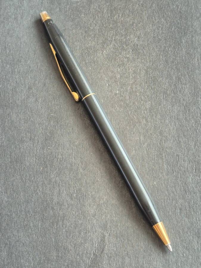 Vintage Cross Matte Black Ballpoint Pen needs refill