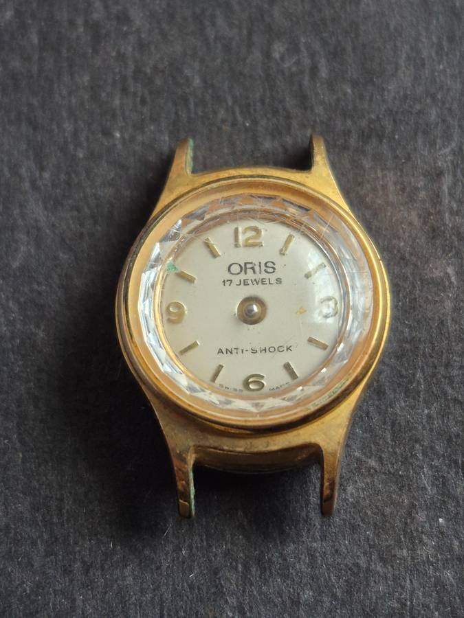 Vintage Ladies Oris 17 Jewels Antishock Mechanical Gold Plated Wrist Watch- missing winder