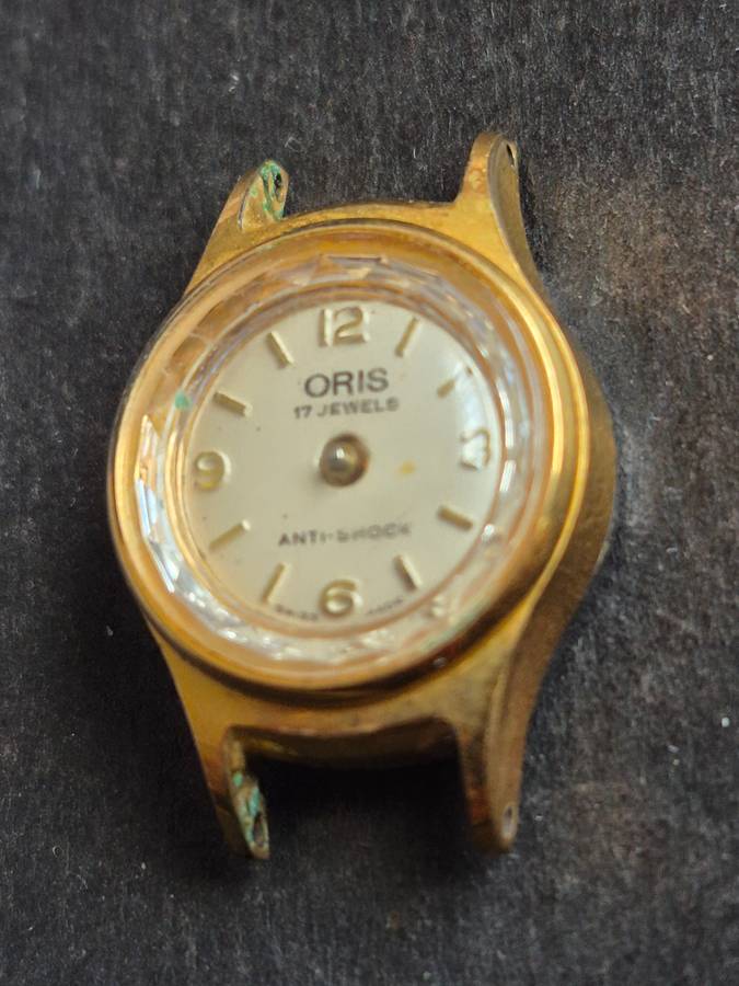 Vintage Ladies Oris 17 Jewels Antishock Mechanical Gold Plated Wrist Watch- missing winder