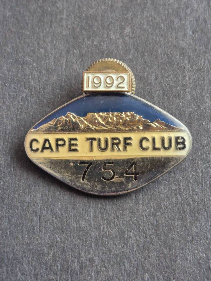 Cape Turf Club Badge 1992 no. 754