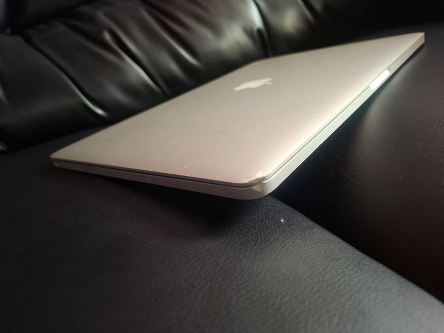 MacBook Pro (Retina, 15-inch, Mid 2015)