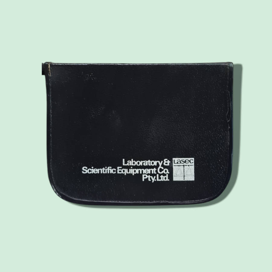 Laboratory scientific equipment