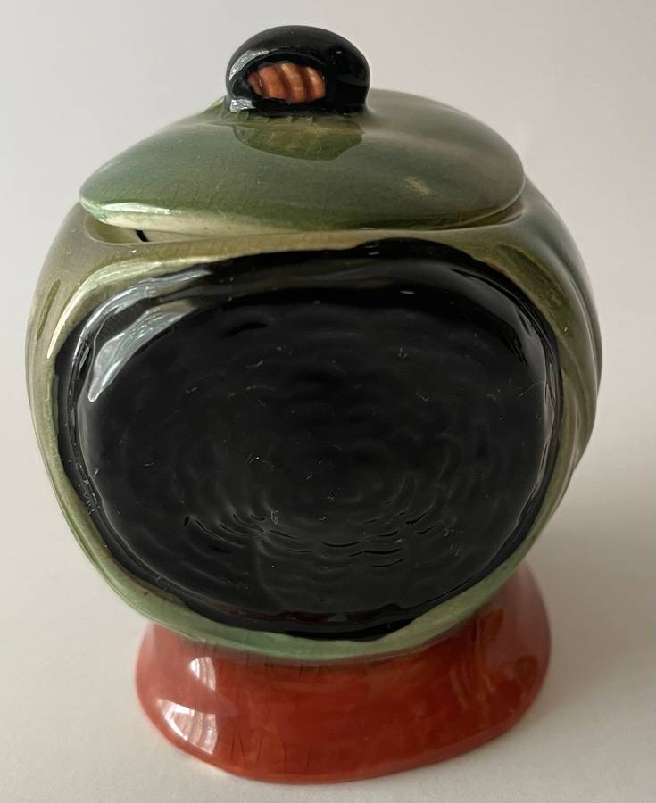 Beswick Dickens ware condiment set (salt and pepper shaker and mustard pot)