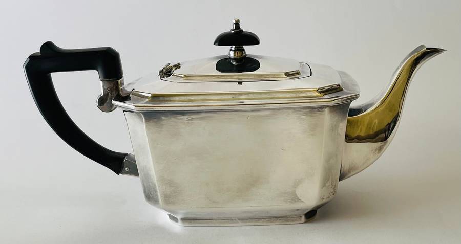 Art Deco silver plated tea pot