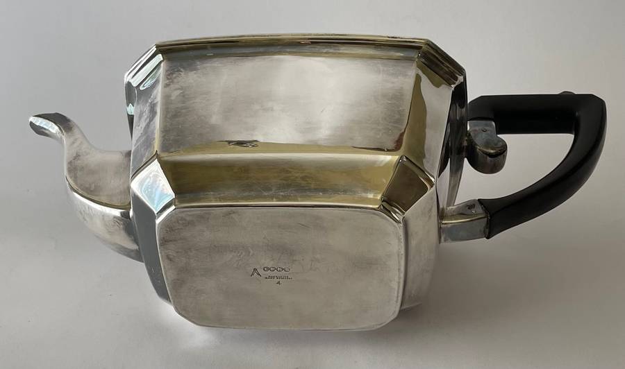 Art Deco silver plated tea pot