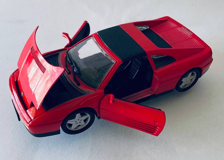 Welly Ferrari 348 TS 1/24 scale die cast model