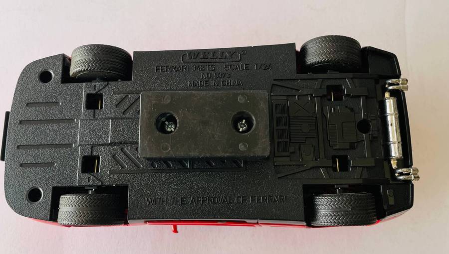 Welly Ferrari 348 TS 1/24 scale die cast model
