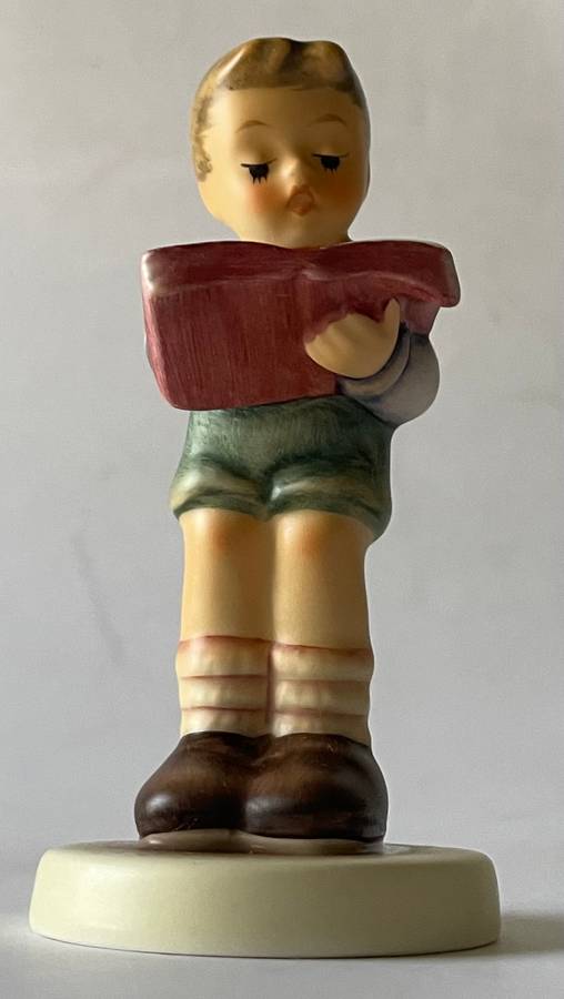 Stunning Hummel figurine ABC-Stunde