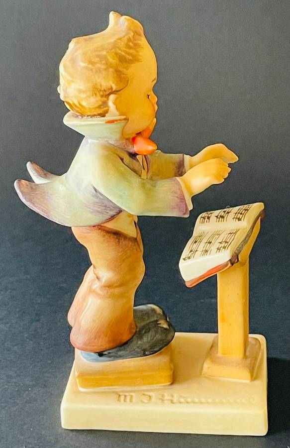 Hummel - TKM 3 - Band Leader figurine.