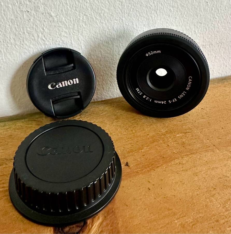 Canon EF-S 24mm f2.8 STM Lens