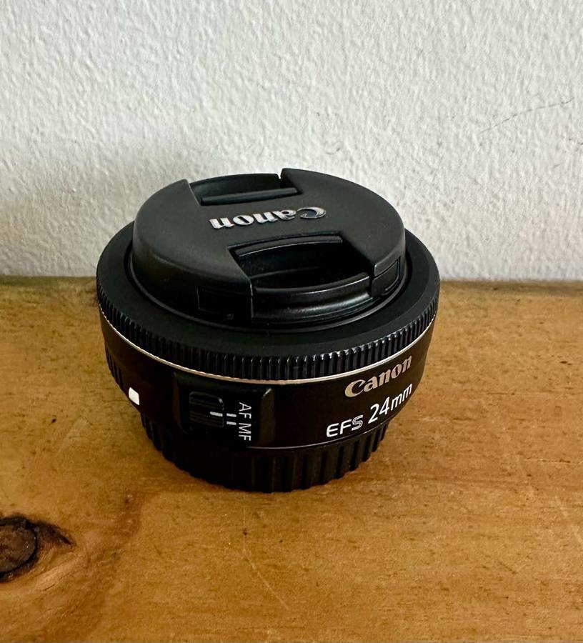 Canon EF-S 24mm f2.8 STM Lens