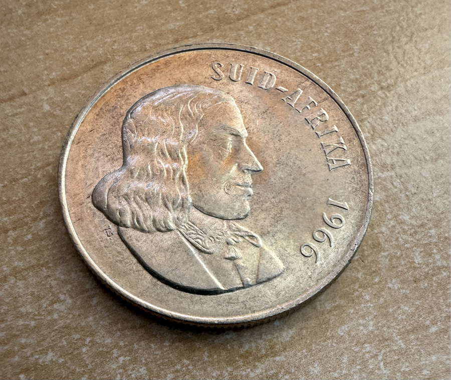 1966 SA Silver R1 Afrikaas - Tag Ear Variety