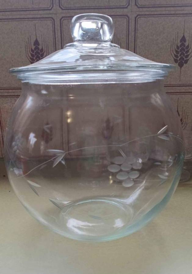 Large Grape design Glass Coockie Jar