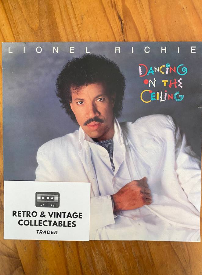 Lionel Richie - Dancing On The Ceiling (Gatefold Cover) LP VG/VG+ SA Pressing