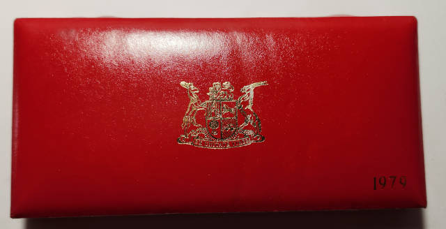 1979 Long Proof Set  - SA Mint box Mintage 10000 - Fantastic condition !!  Diederichs 3rd President
