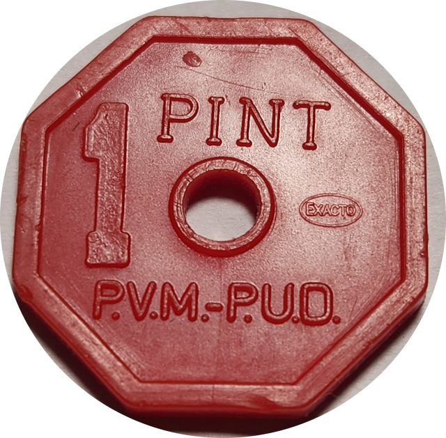 DAIRYBELLE - RED Milk Token - Great condition !