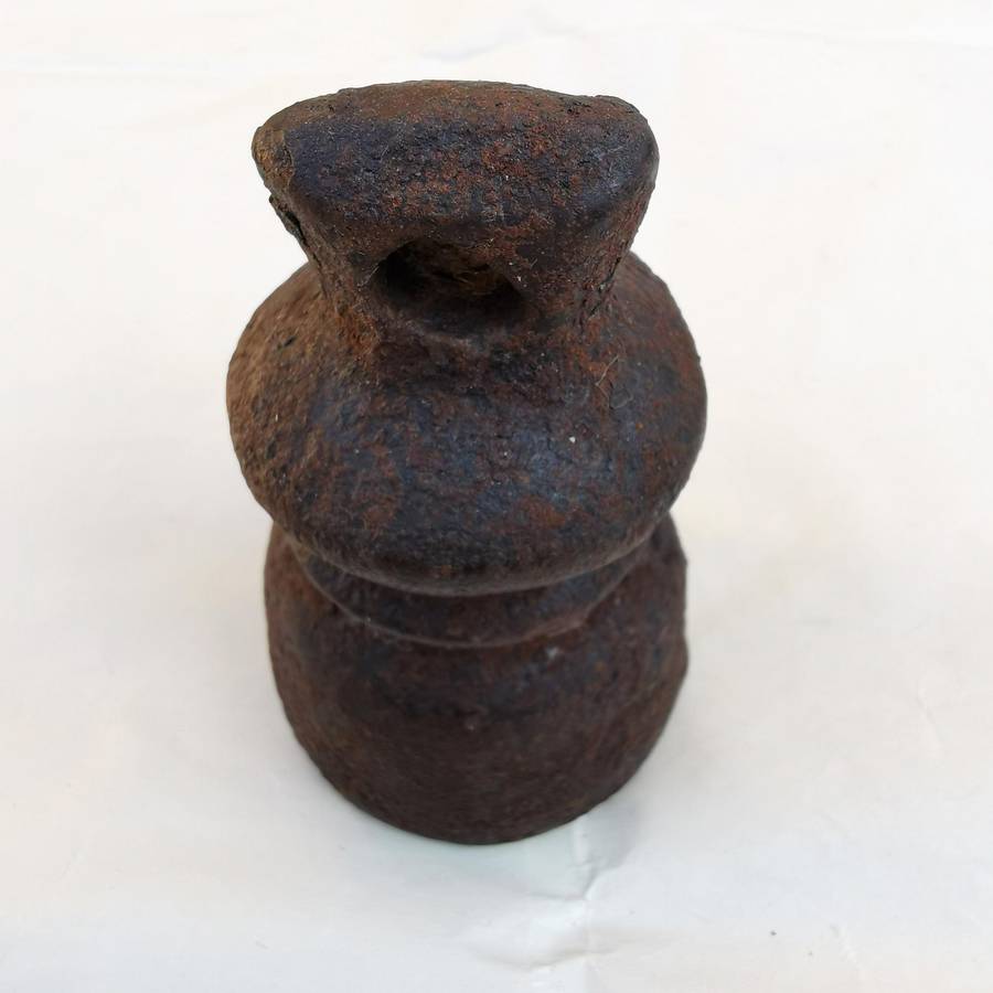 Eastern Vintage weights Lovely item, undamaged
